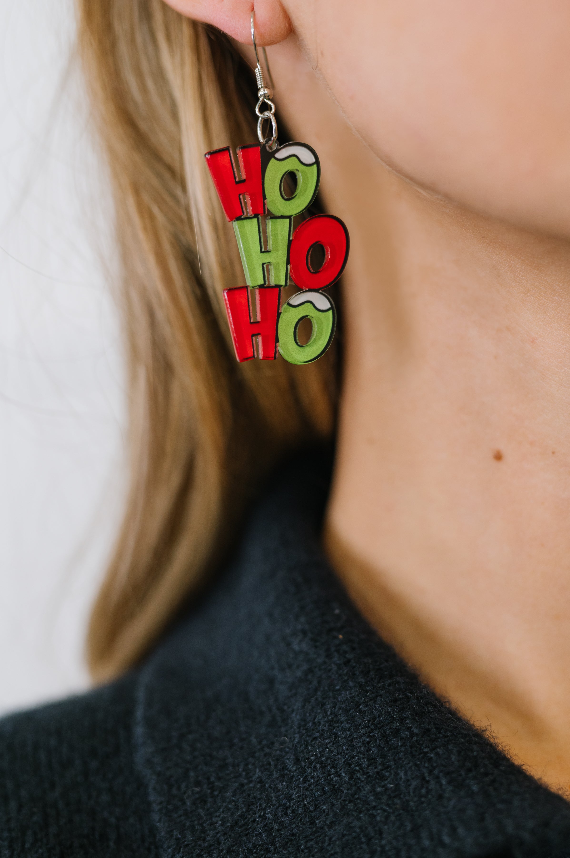 Holiday dangle earrings