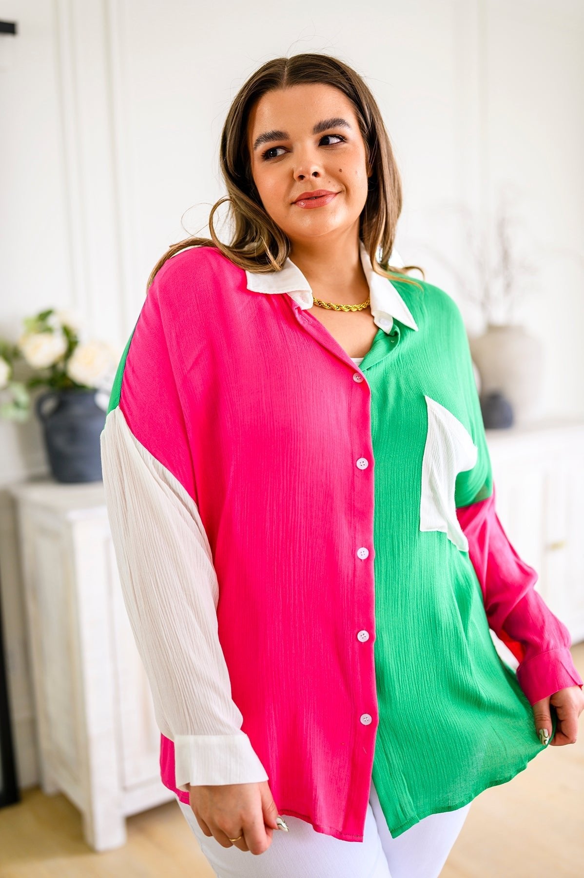 Color block button up, women’s Kelly green top, pink and green shirt, textured woven blouse, oversized button down, office wear for women, Sunday brunch outfit, lightweight rayon top, crinkle fabric shirt, FabKnits fashion.