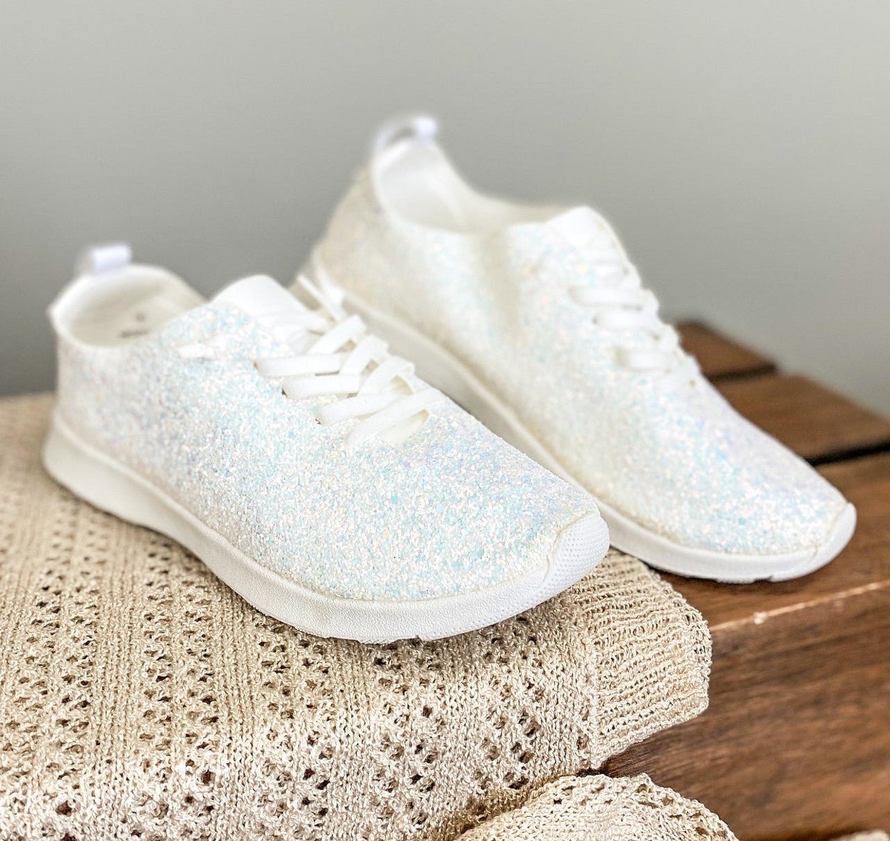 Shoes & Slippers