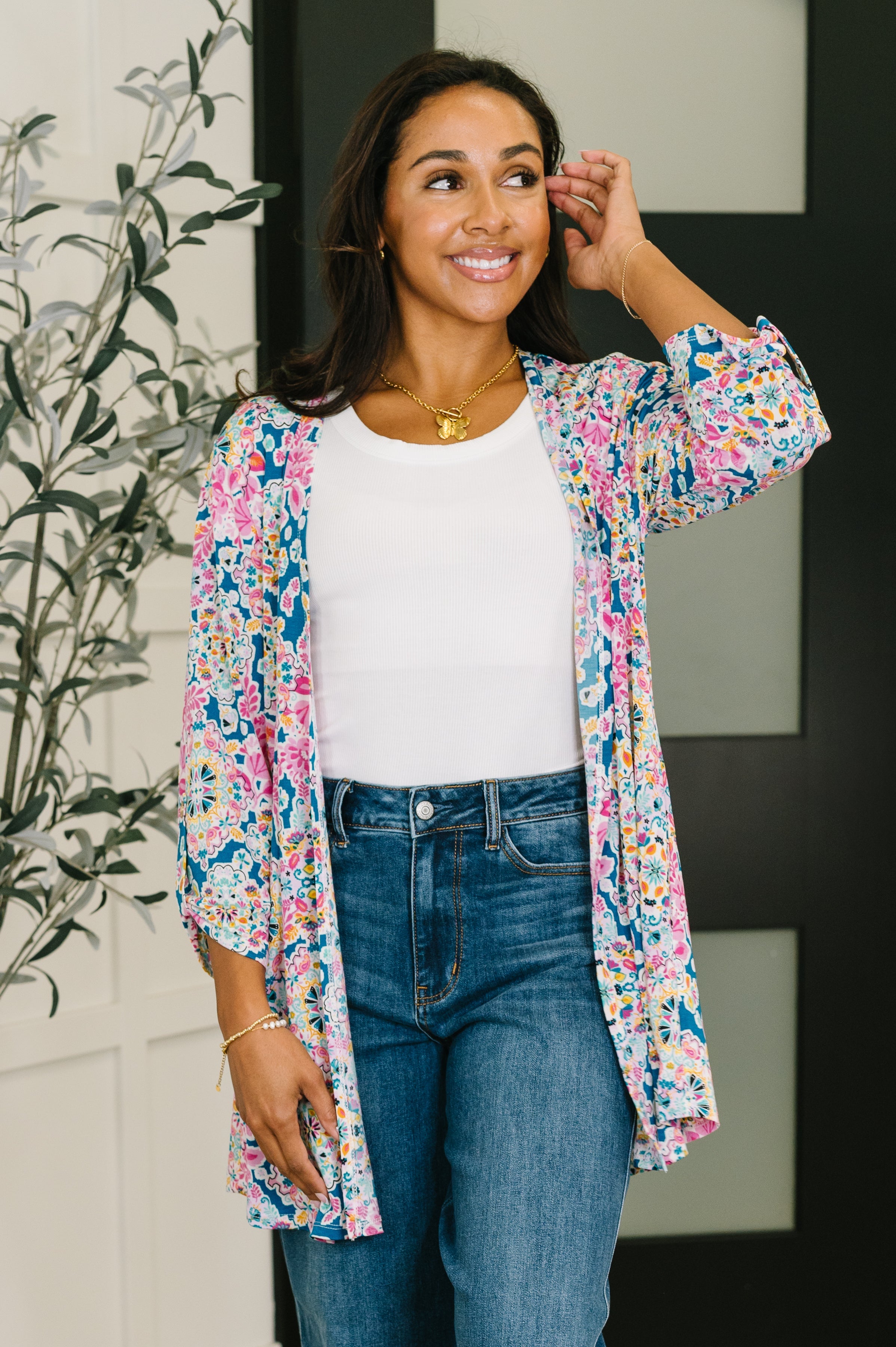 women's floral cardigan, teal and pink cardigan, lightweight open front cardigan, wrinkle resistant travel clothes, Bulgari fabric clothing, summer layering piece, cardigan with pockets