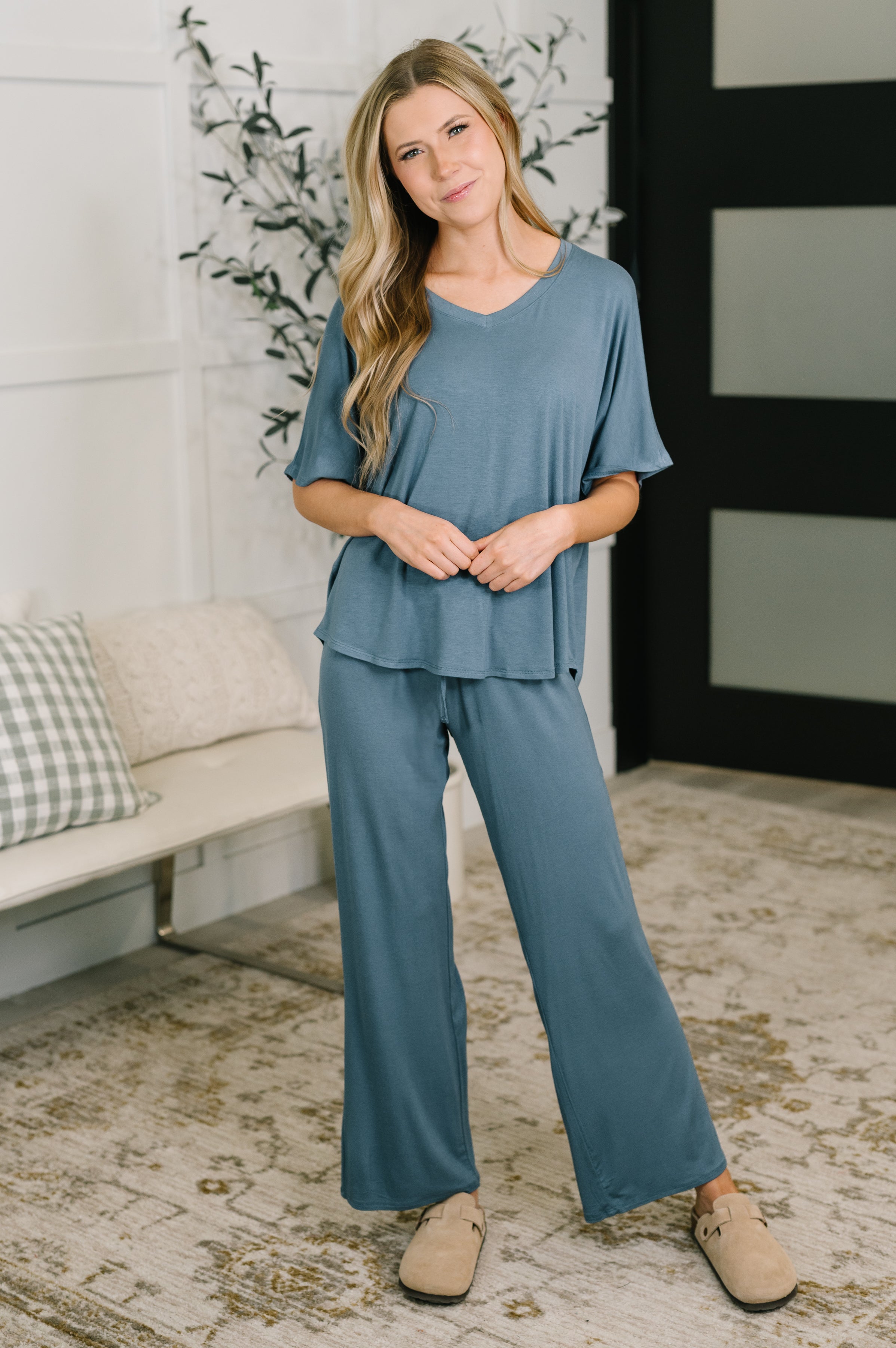 dusty blue lounge set, women's 2 piece lounge set, jersey knit loungewear, high waisted lounge pants, soft travel set, casual co-ord set, comfortable loungewear for women