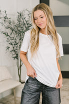 White Cotton Tee, Relaxed Fit T-Shirt, Women's Jersey Knit Top, Basic White Tee, 100% Cotton Shirt, Comfortable Everyday Top, Minimalist Style, Stretch Cotton Tee.