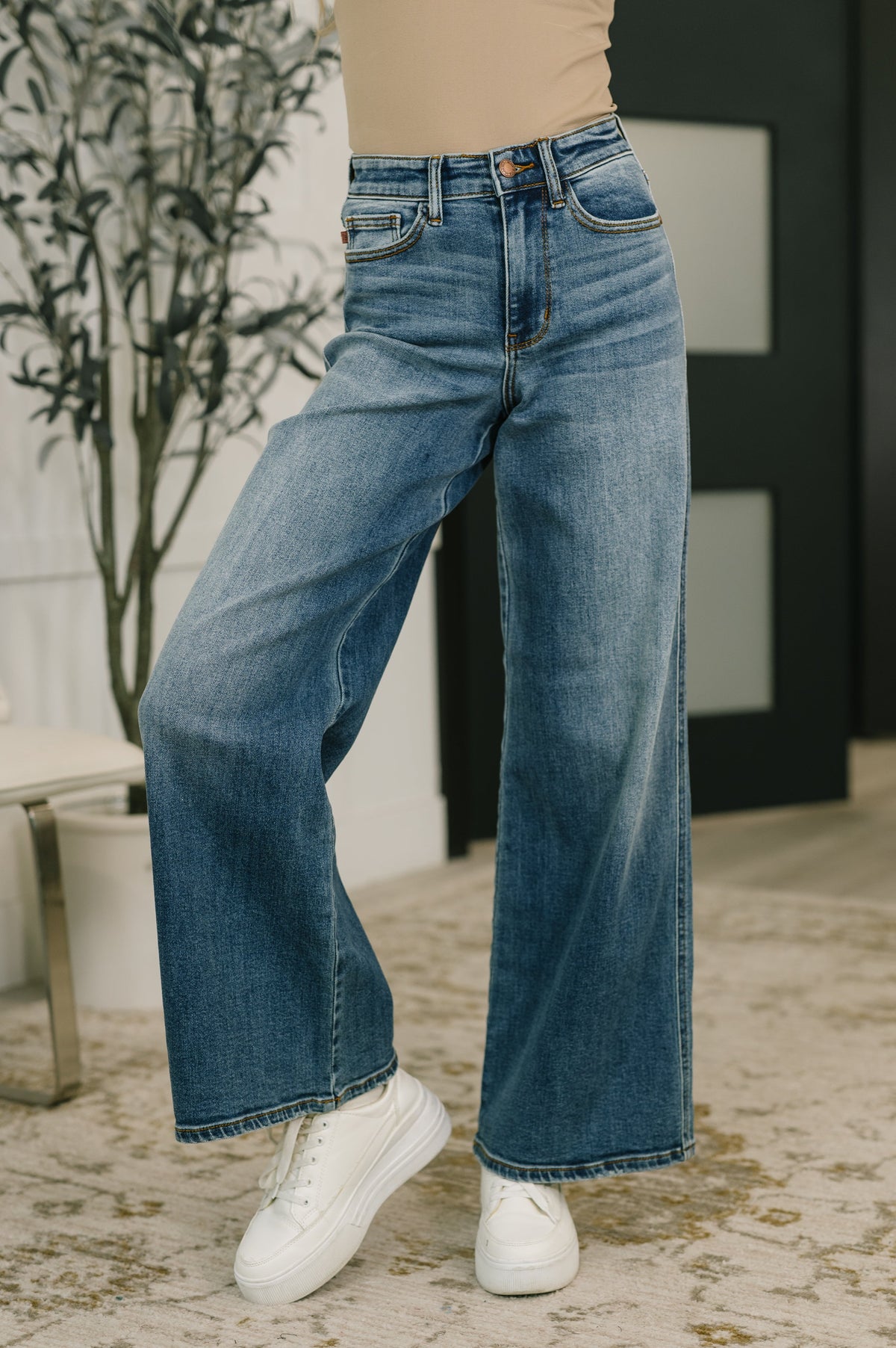 Judy Blue jeans, high waisted wide leg, retro denim, 90s style jeans, Shayla wide leg, women's designer denim, comfortable wide leg jeans, boutique denim.
