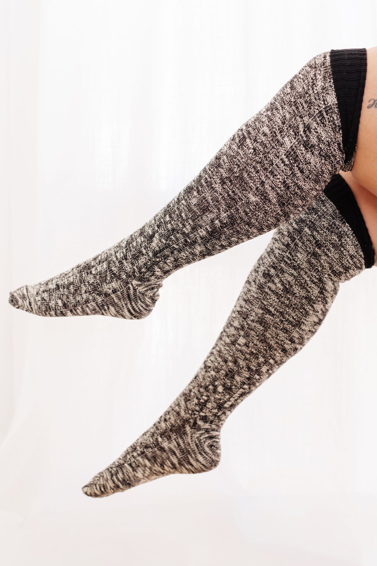 knee high socks
