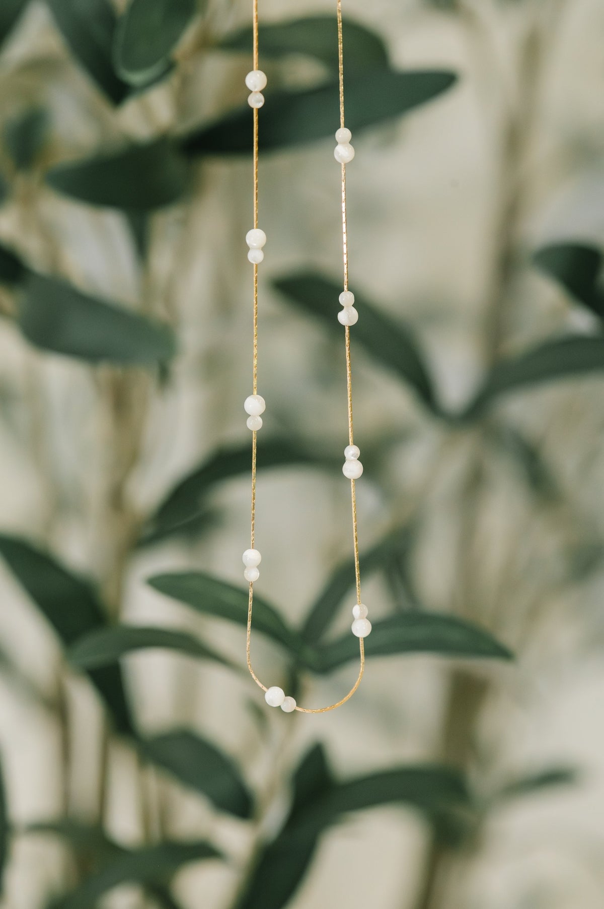 Delicate beaded necklace, minimalist jewelry, white bead gold necklace, dainty layering necklace, everyday gold jewelry, micro box chain necklace, elegant jewelry gift.