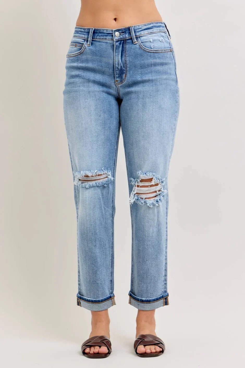 Judy Blue, Mid-Rise Jeans, Boyfriend Jeans, Distressed Denim, 4-Way Stretch, Elaine Jeans, Women’s Relaxed Fit Jeans, Comfortable Denim